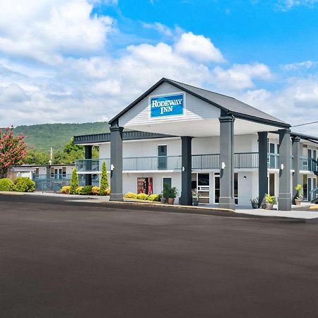 Rodeway Inn Долтон Экстерьер фото
