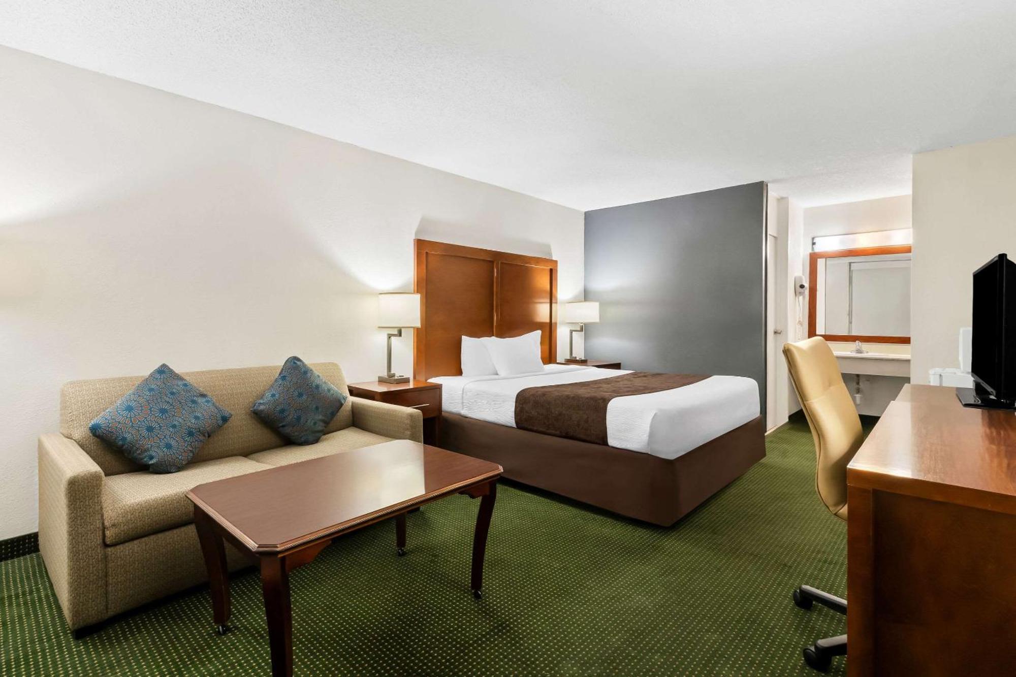 Rodeway Inn Долтон Экстерьер фото